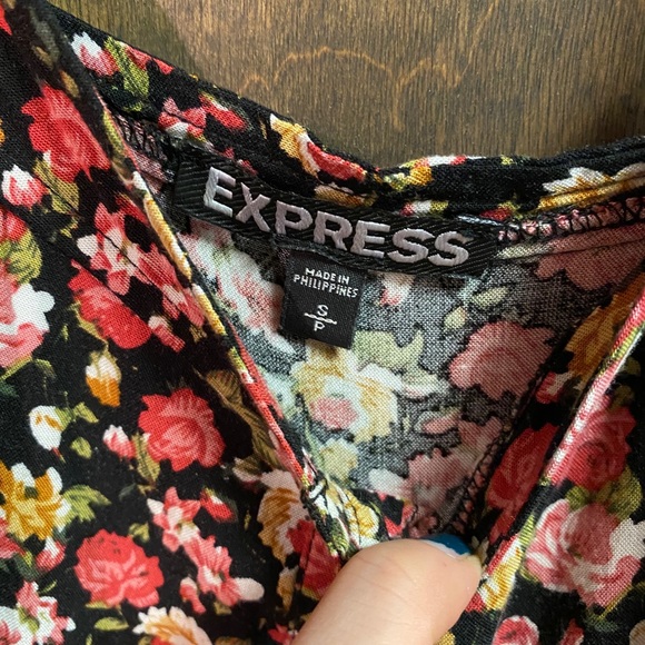 Express Romper - Picture 3 of 6